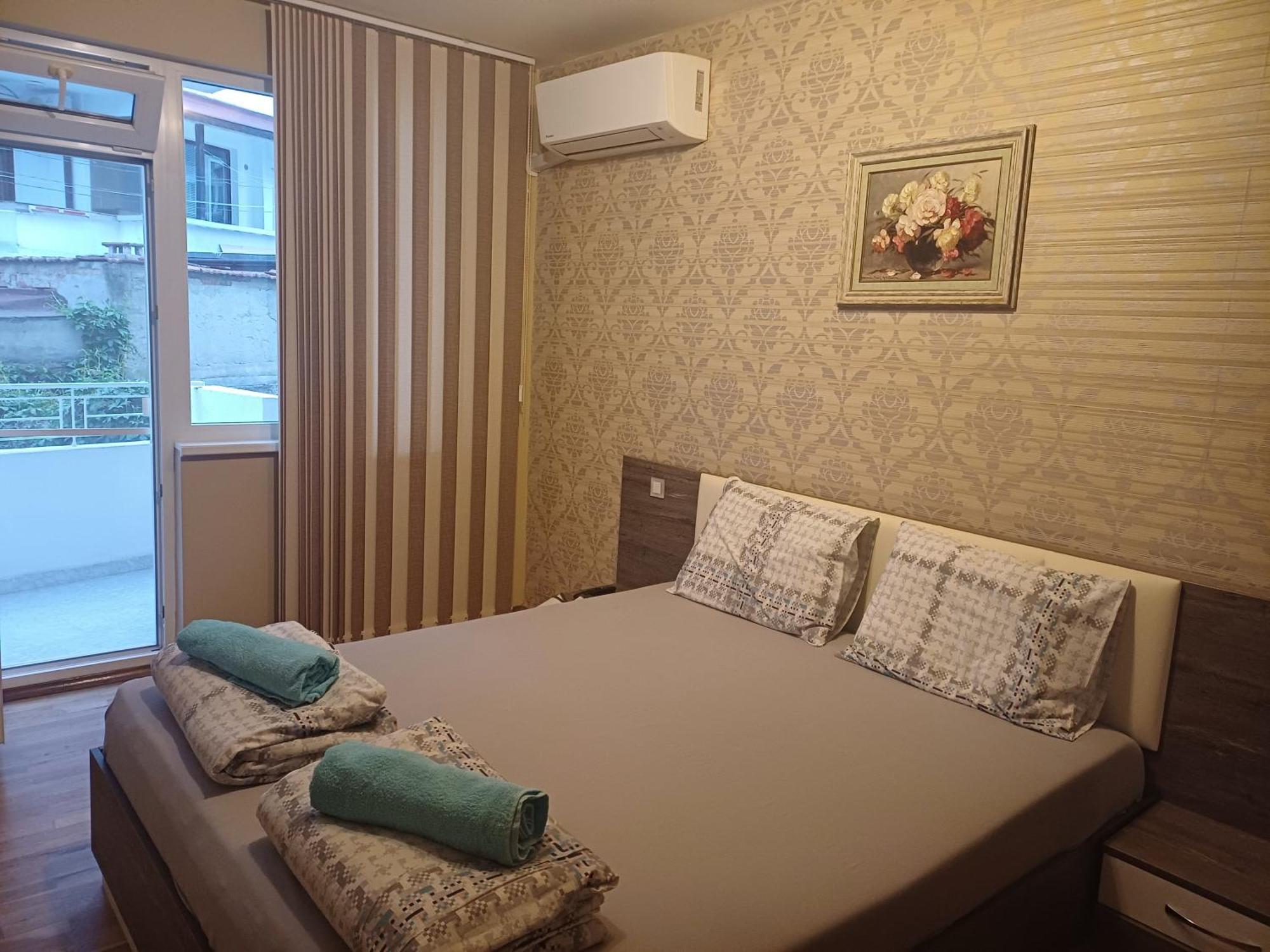 Апартаменти И Стаи За Гости Анхиало Pomorie Exterior foto
